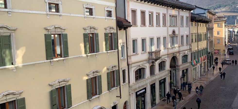Blackout in città, salta la corrente a Trento e le sirene degli allarmi risuonano nelle vie
